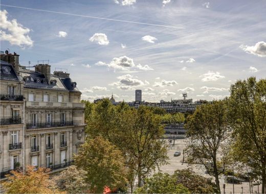 Apartment / Etagenwohnung in Champs-Elysées, Madeleine, Triangle d’or, Paris