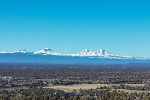 Powell Butte, Crook Countyの土地