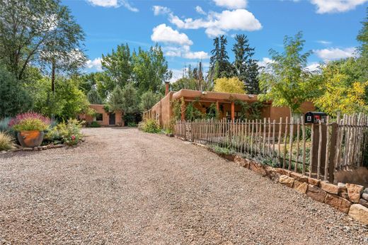 Detached House in Santa Fe, Santa Fe County