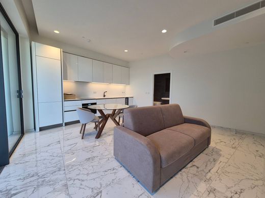 아파트 / San Ġiljan, Saint Julian's