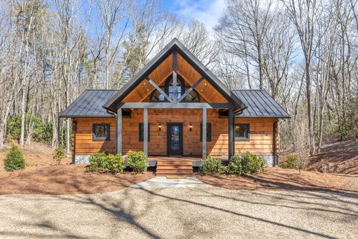 Detached House in Highlands, Macon County