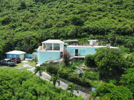 Villa in West End