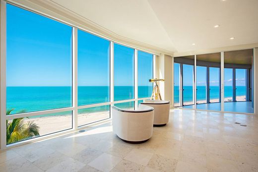 Apartment in Naples, Collier County