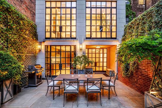 Townhouse for sale in New York