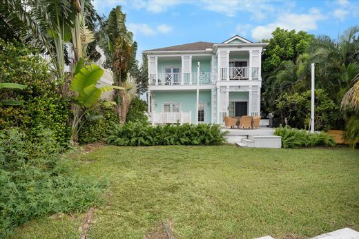 Luxury home in Cable Beach, New Providence District