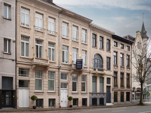 Detached House in Antwerp, Antwerp Province