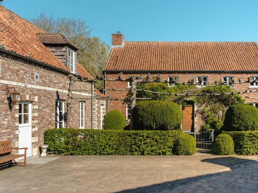 Detached House in Ramillies, Walloon Brabant Province