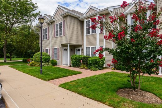 Apartamento - Melville, Suffolk County