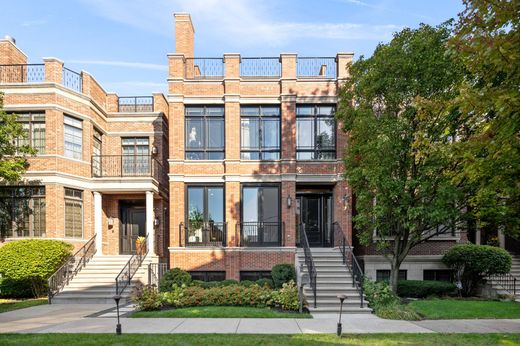 Detached House in Chicago, Cook County