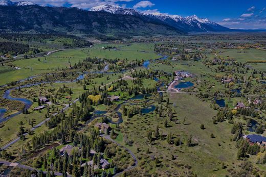 Luxury home in Wilson, Teton County