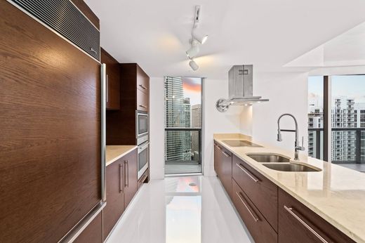 Apartment / Etagenwohnung in Miami, Miami-Dade County