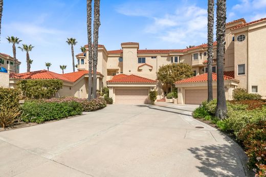 Apartment in Oxnard, Ventura County