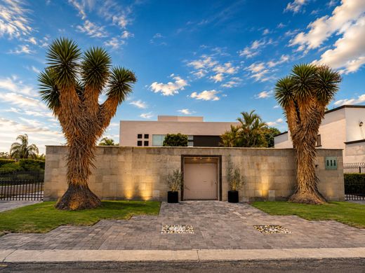 Casa Unifamiliare a Santiago de Querétaro, Querétaro