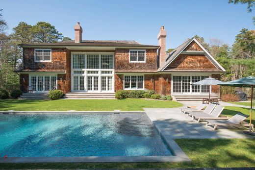 Detached House in East Hampton, Suffolk County