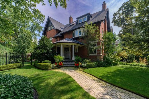 Detached House in Toronto, Ontario