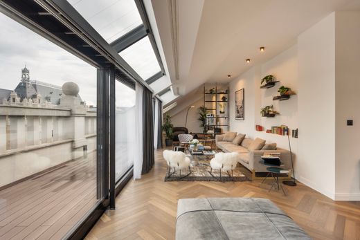 아파트 / Budapest