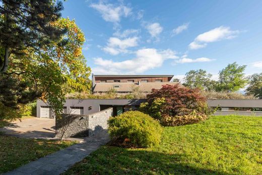 Crans-près-Céligny, Nyon Districtの一戸建て住宅