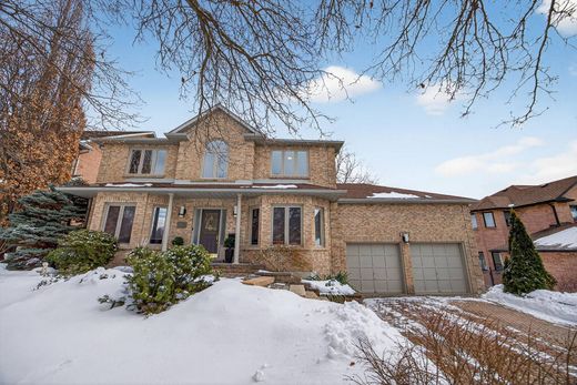 Detached House in Mississauga, Ontario