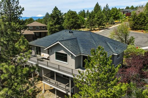 Luxury home in Bend, Deschutes County