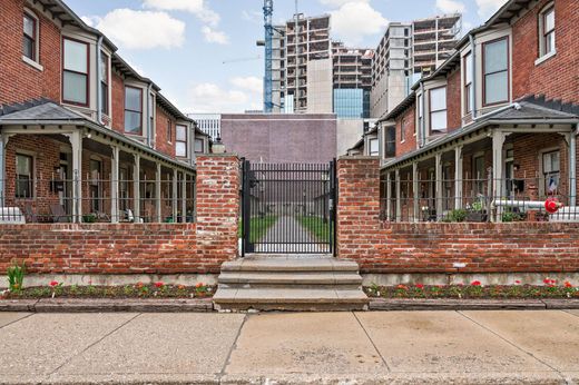 Townhouse in Indianapolis, Marion County