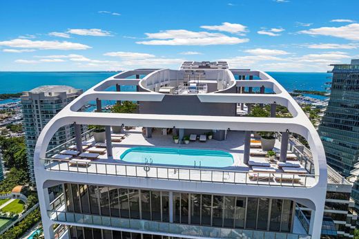 Apartment / Etagenwohnung in Miami, Miami-Dade County