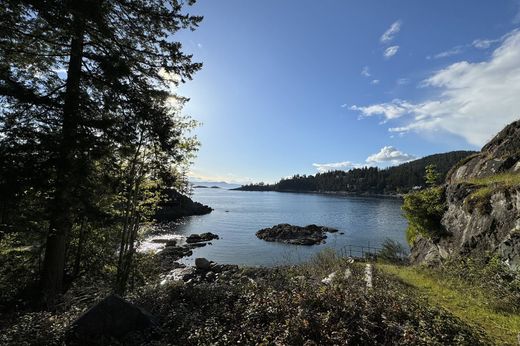 ‏בית חד-משפחתי ב  Garden Bay, British Columbia