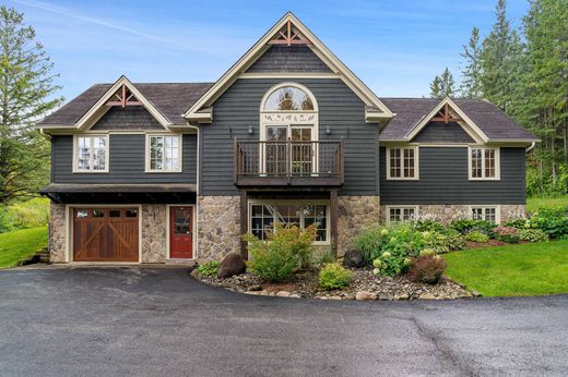 Detached House for sale in Creemore