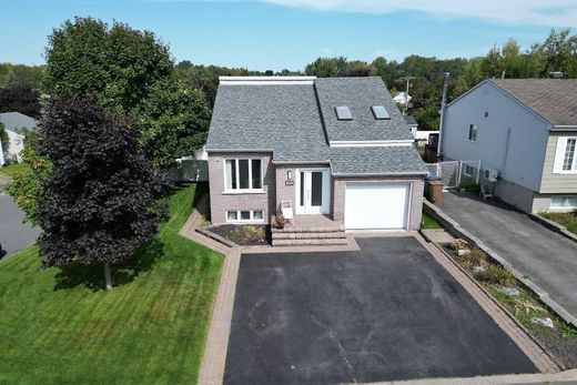 Terrebonne, Lanaudièreの一戸建て住宅