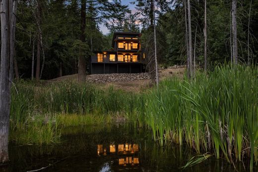 Casa en Sandpoint, Bonner County