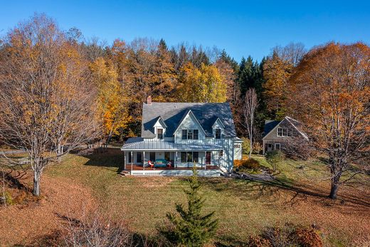 Detached House in Woodstock, Windsor County