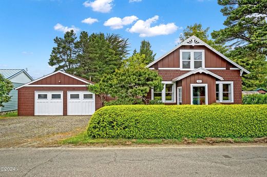 Luxury home in Newport, Lincoln County