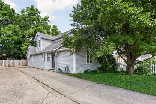 Detached House in Carmel, Hamilton County