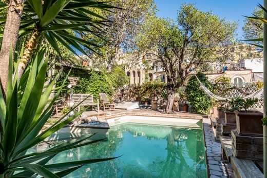 Apartment in Naples, Campania