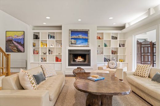 Частный Дом, Ньюпорт, Newport County