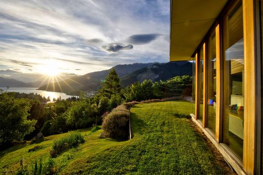 Detached House in Queenstown, Queenstown-Lakes District