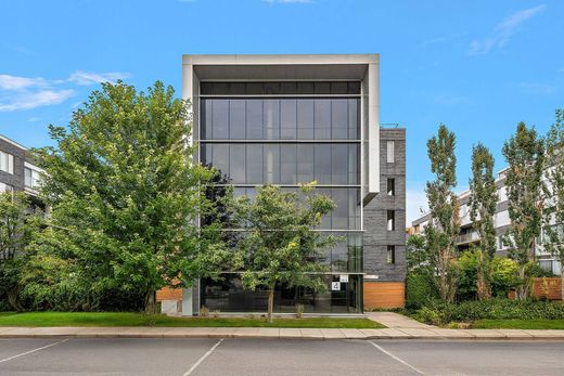 Apartment / Etagenwohnung in Brossard, Montérégie