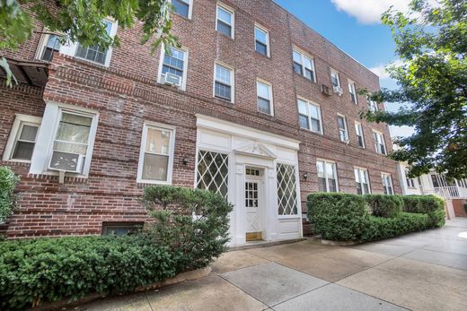 Apartament w Rego Park, Queens County