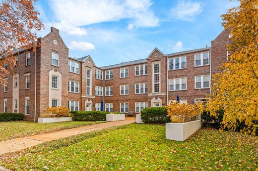 Apartment / Etagenwohnung in Clayton, Saint Louis County