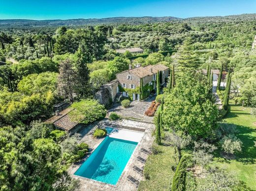 Detached House in Gordes, Vaucluse