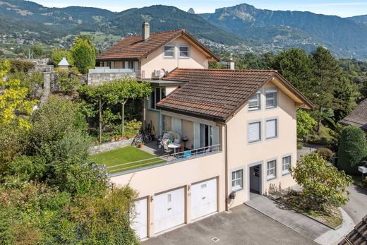 Μονοκατοικία σε La Tour-de-Peilz, Riviera-Pays-d'Enhaut District