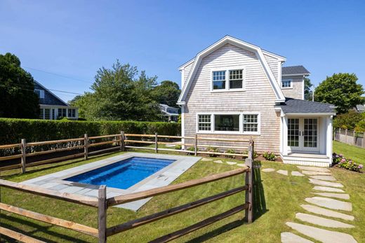 Detached House in Vineyard Haven, Dukes County