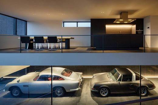 Detached House for sale in Yokohama