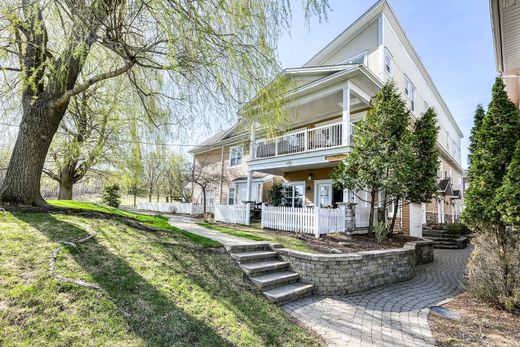 Apartment in Bromont, Montérégie