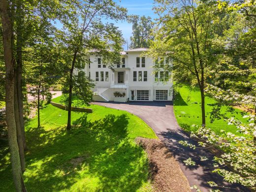 Luxury home in McLean, Fairfax County