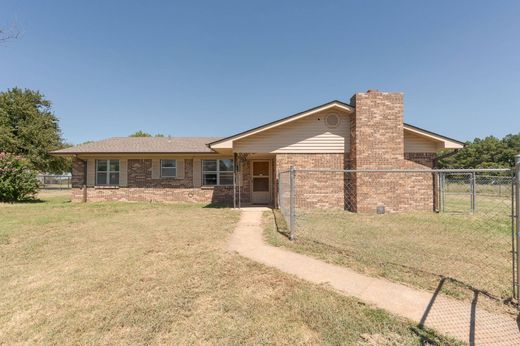 Casa en Shawnee, Pottawatomie County