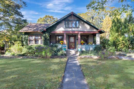 Casa en Ronkonkoma, Suffolk County