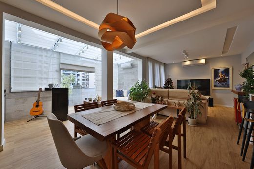 Apartment / Etagenwohnung in Rio de Janeiro