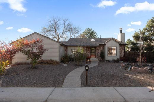 Dom jednorodzinny w Castle Rock, Douglas County