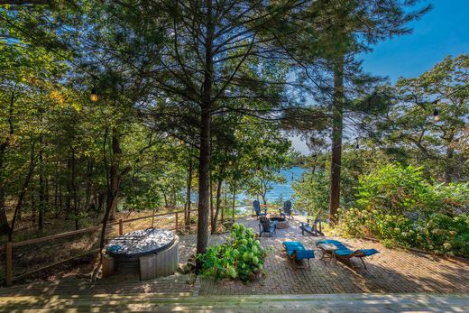 Vrijstaand huis in Lansdowne, United Counties of Leeds and Grenville