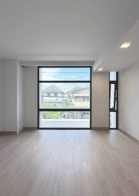 Villa a Lat Phrao, Bangkok